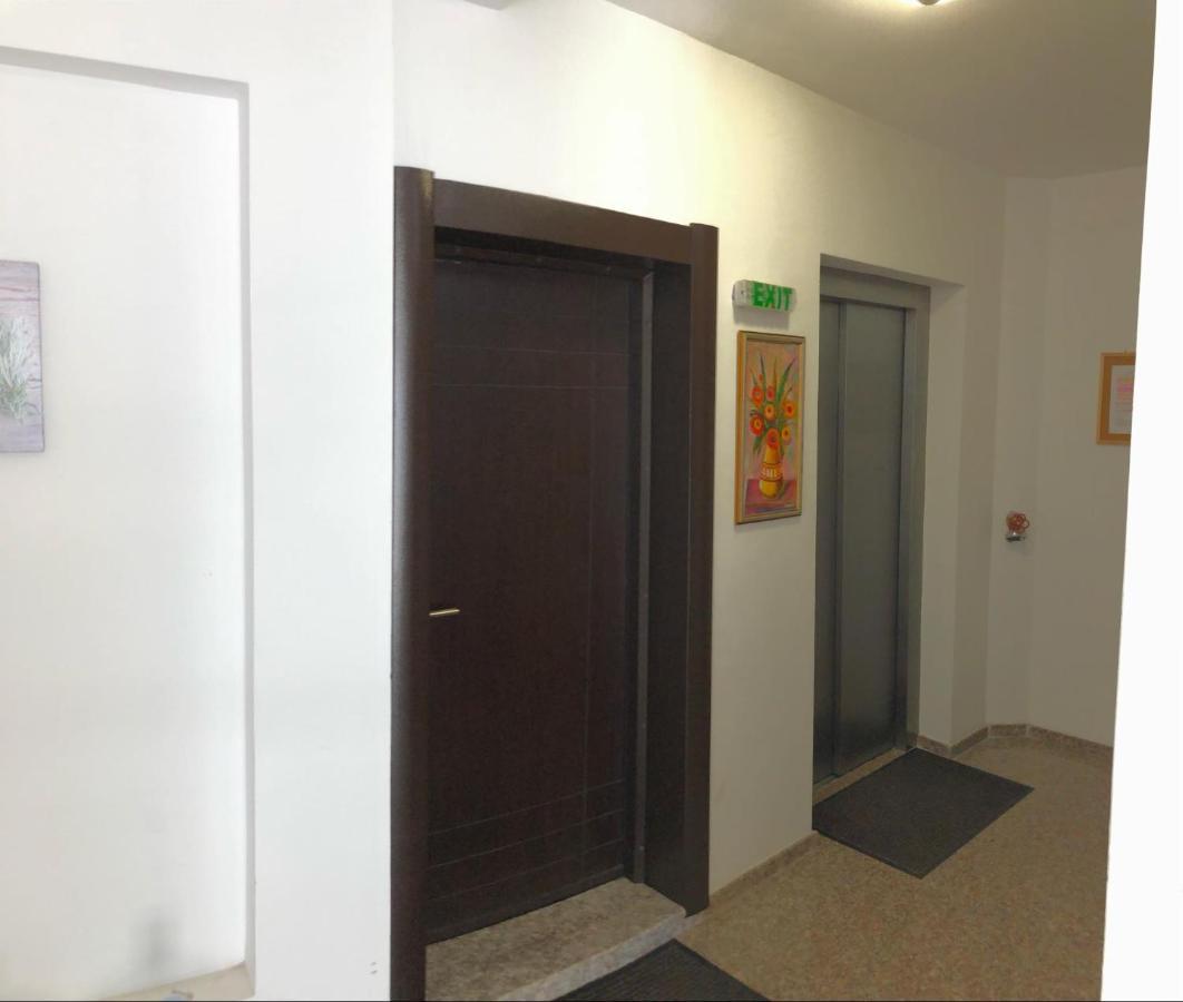 Sunny Shore Burgas Apartment Exterior photo